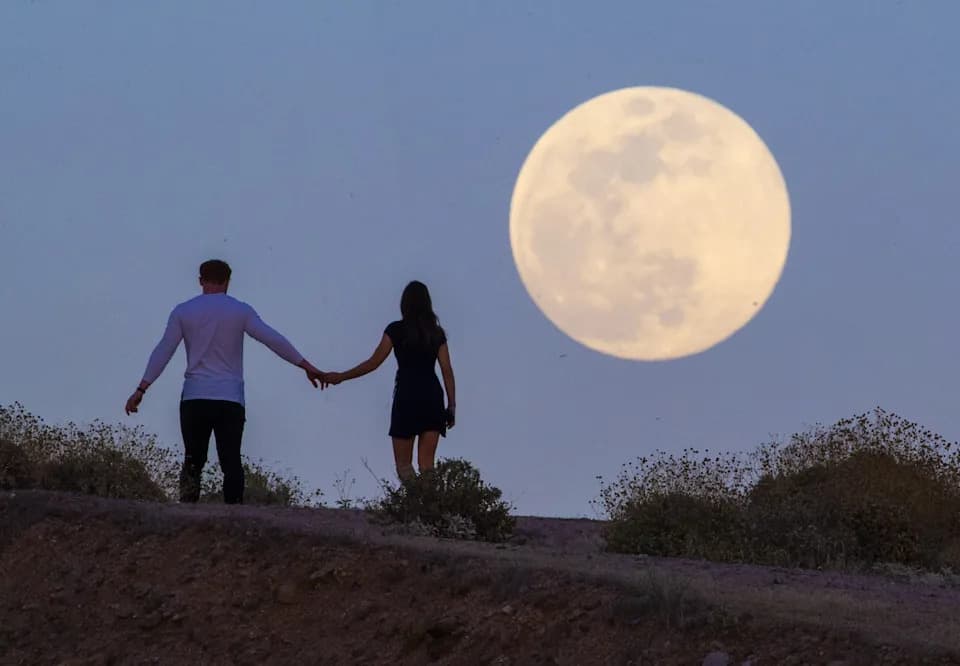 Blue Micromoon Lights Up Illinois in May — When to See Peak Illumination