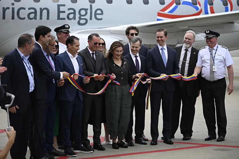 Trump Officials Join First Nonstop Miami–Caracas Flight in Seven Years as U.S. Seeks Energy Deals
