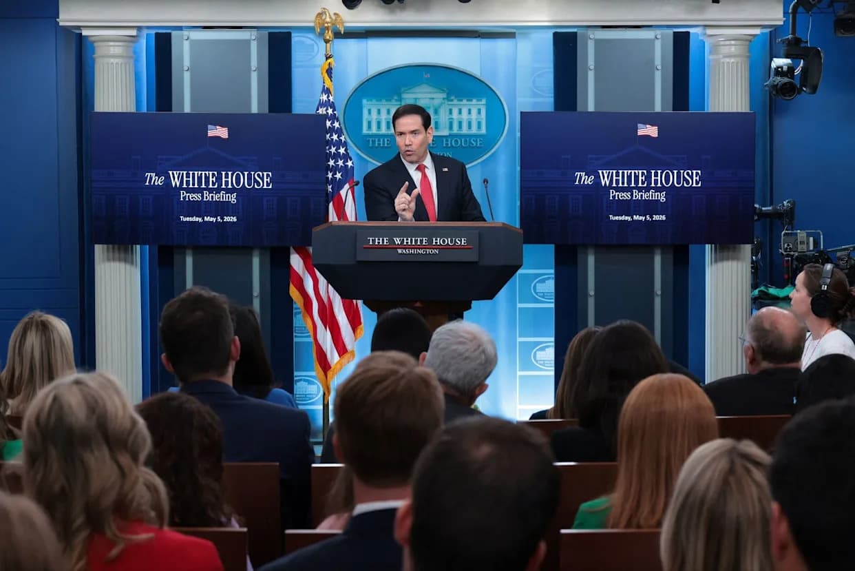 White House Downplays Hormuz Clashes Amid Rising Energy Costs