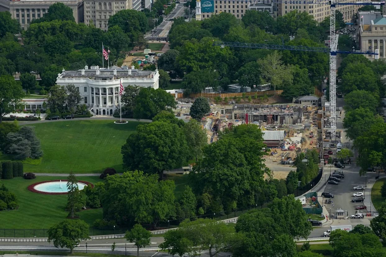 GOP’s $1B East Wing Provision Risks Turning Reconciliation Fight Into a ‘Ballroom’ Battle