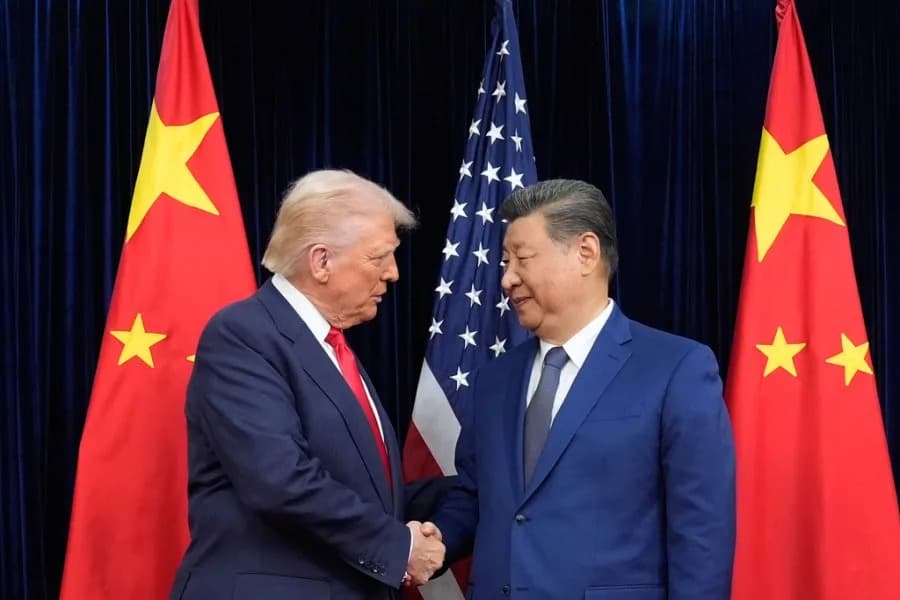 Gulf Standoff Erodes U.S. Leverage Ahead of Trump‑Xi Summit, Giving China a Strategic Edge