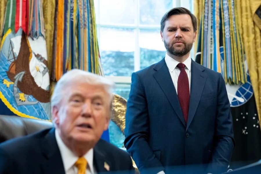 Trump Keeps Sealed Letter for Vice President in Resolute Desk, Gorka Says