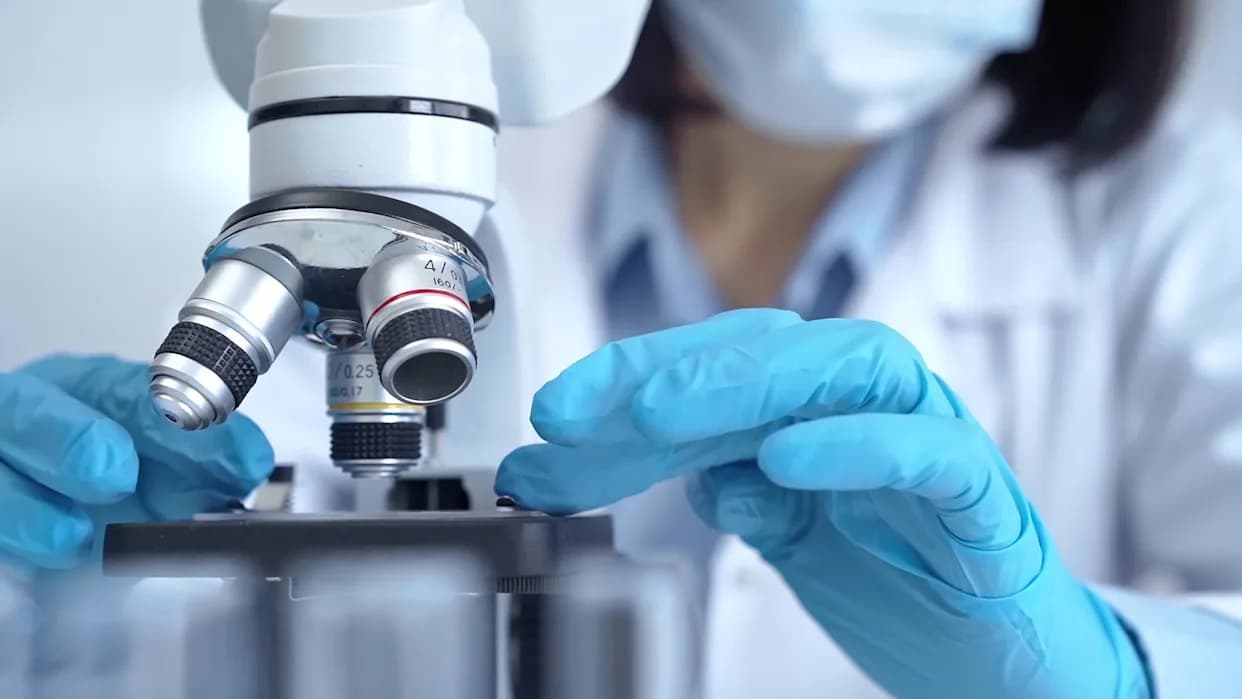 Tiny Reflective Orbs: Startup Says Microparticles Could Cool Earth — But Risks Remain