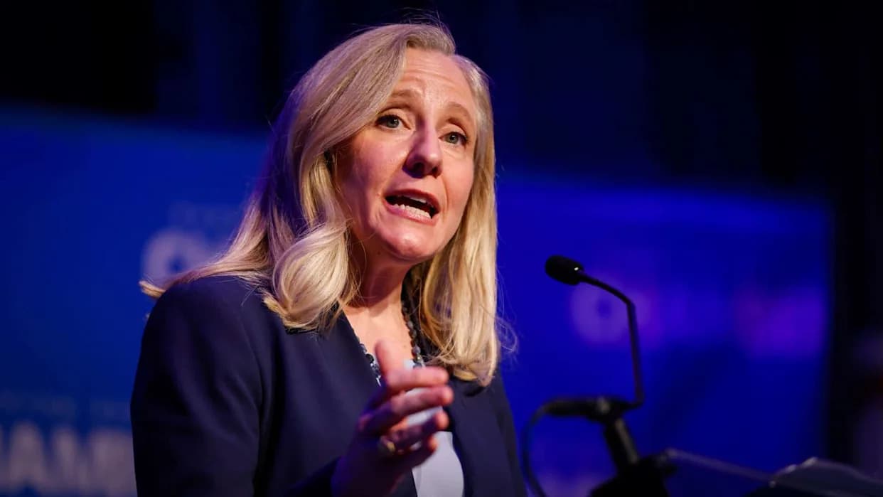 Unexpected Veto: Gov. Spanberger Blocks Statewide Mandatory Collective Bargaining, Angering Unions