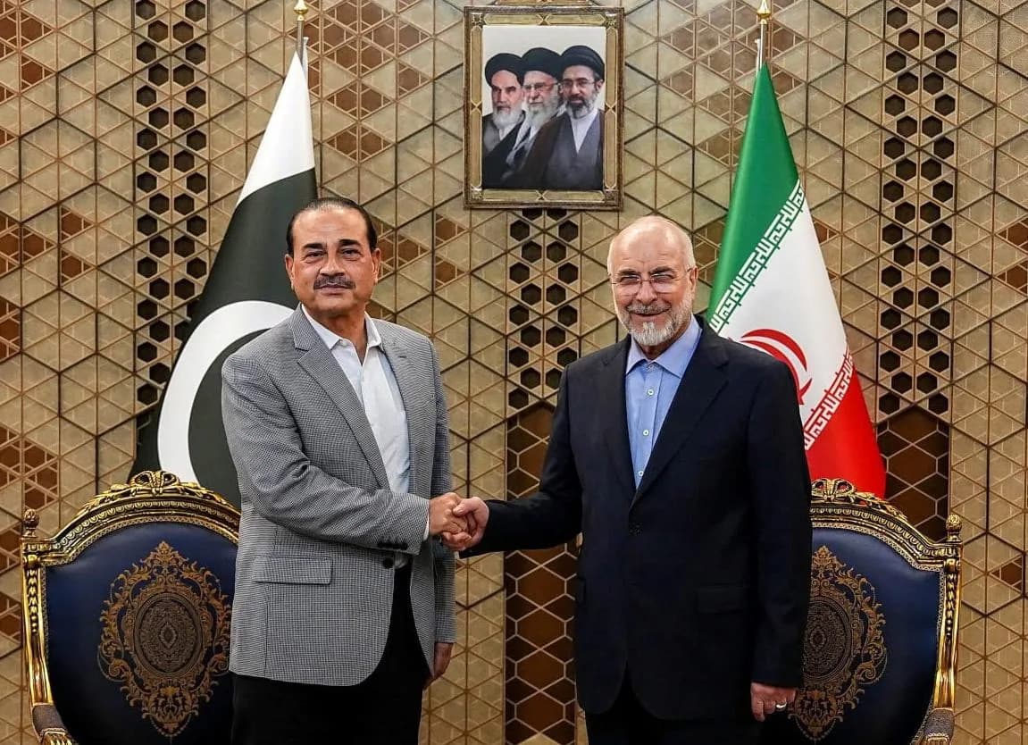 Trump Says Iran Peace Deal Nearing Completion — Strait Of Hormuz Remains Key Obstacle