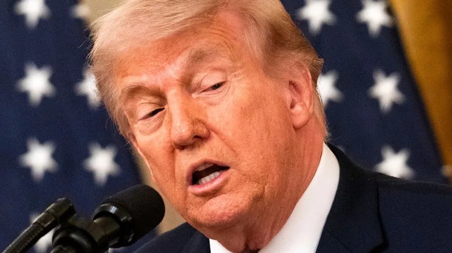 Trump Praises Secret Service After White House Shooting, Reignites Push for $1B Ballroom Security Funding