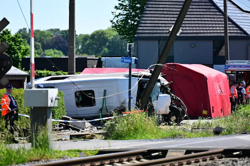 Four Killed After Commuter Train Collides With School Minibus in Buggenhout, Belgium