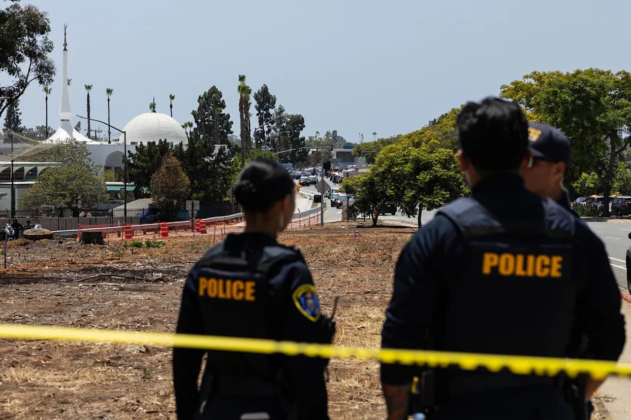 Tree Trimmer Who Survived San Diego Mosque Shooting Calls Himself 'The Luckiest Guy on the Planet'