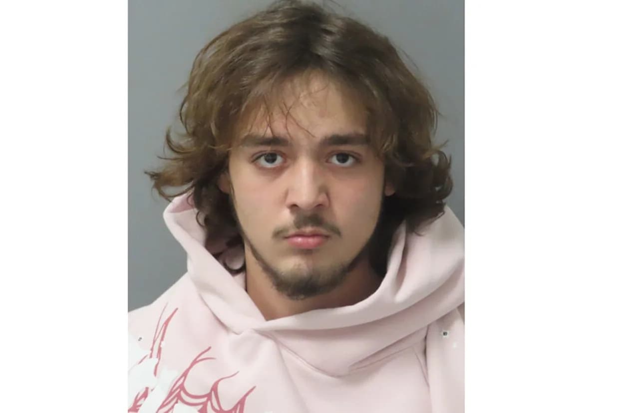 Pregnant Woman Shot During Alleged Road‑Rage Chase in St. Louis; Toddler in Car — 19‑Year‑Old Charged