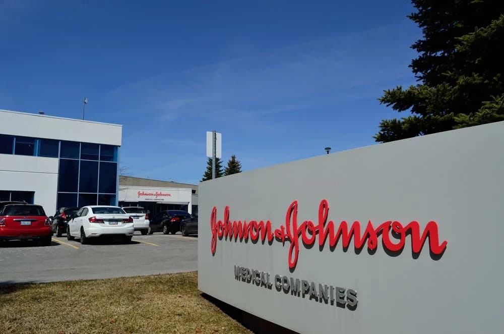 JNJ Reports Nearly 3.5-Year Median Survival With RYBREVANT–LAZCLUZE in Atypical EGFR NSCLC — ASCO 2026 Update