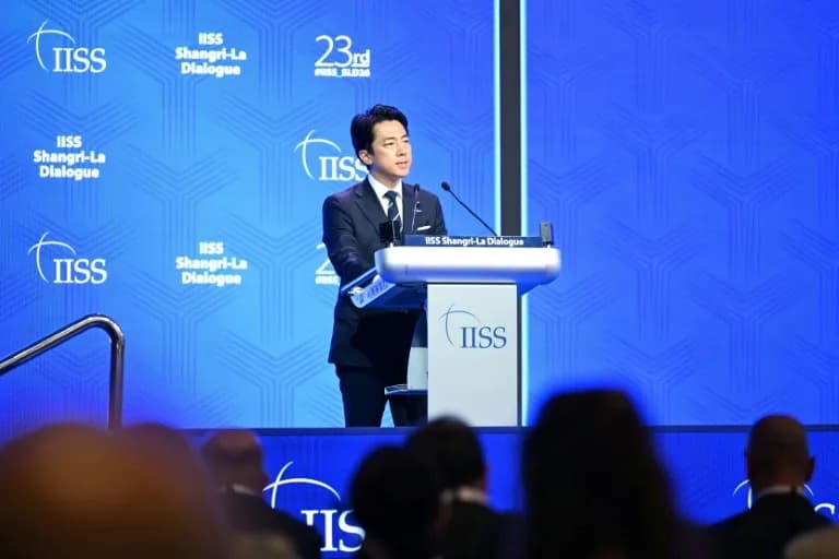 Japan Defence Chief Rebukes China, Vows Transparent Military Upgrades at Shangri‑La Dialogue