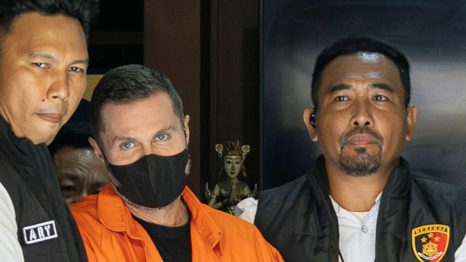 Crime Boss Steven Lyons To Fight Extradition In Amsterdam After International Drug Probe