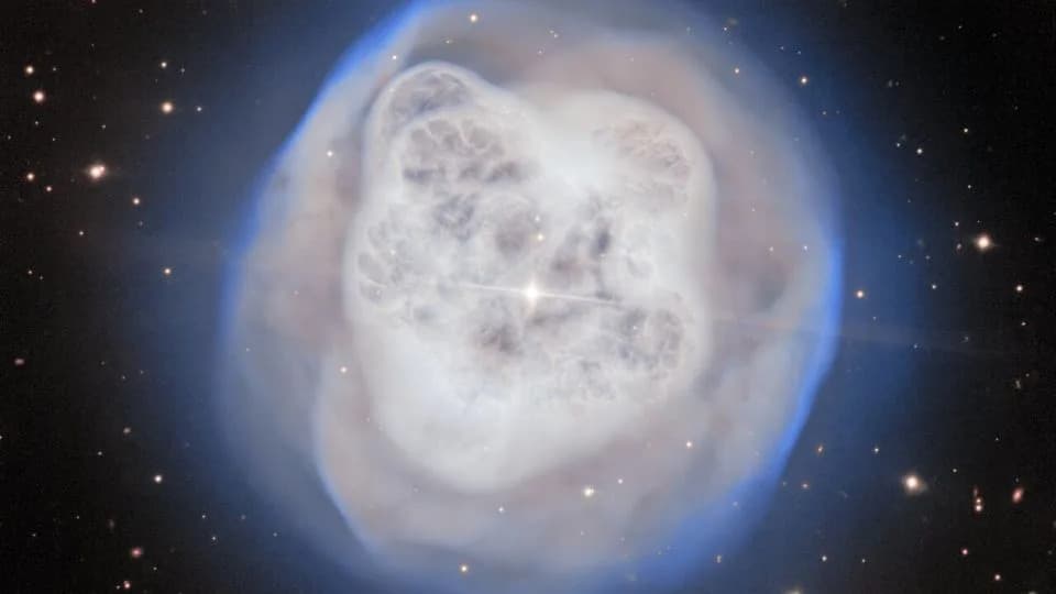 Crystal Ball Nebula Reveals Spectacular Final Act of a Dying Star in New Gemini Image
