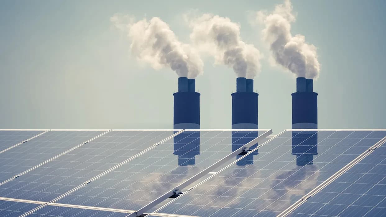 Solar Overtakes Coal in U.S. Power Mix for the First Time — 12.8% vs. 12.2% in May