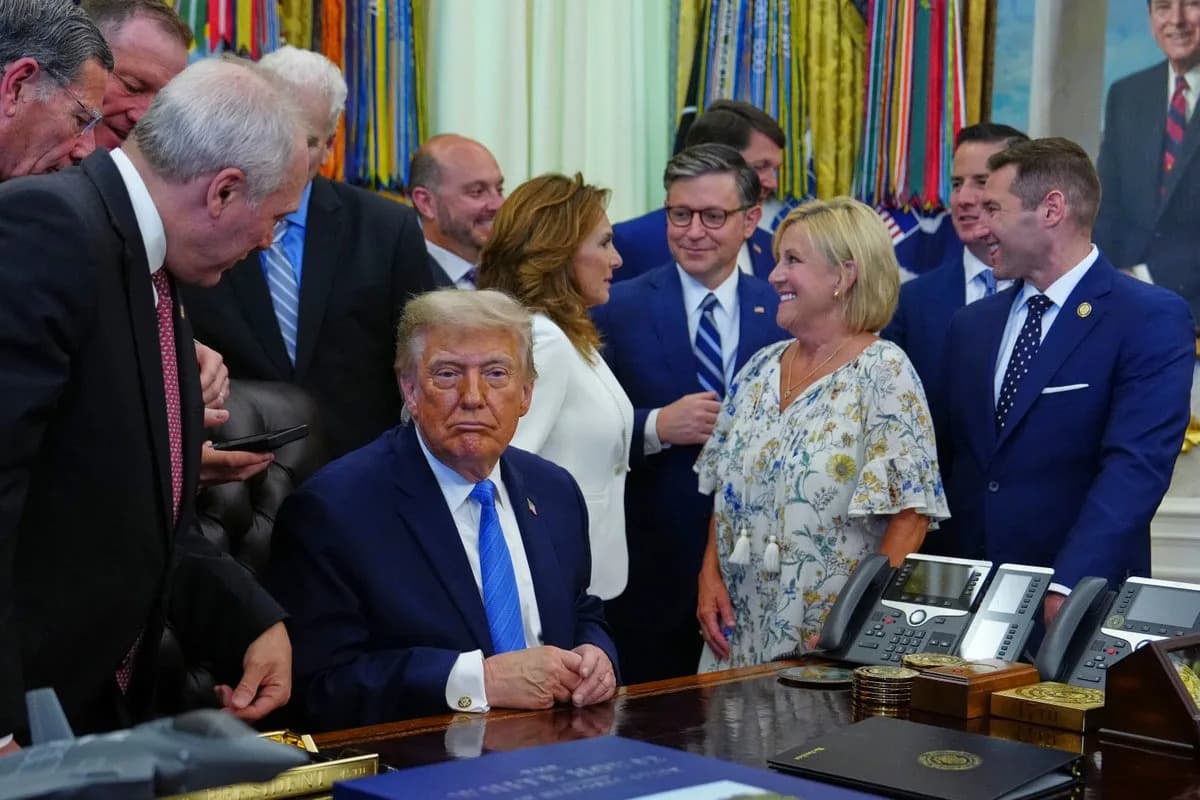 Trump Saw 22 Specialists in May Exam — Nearly Double Prior Checkups, Raising Questions