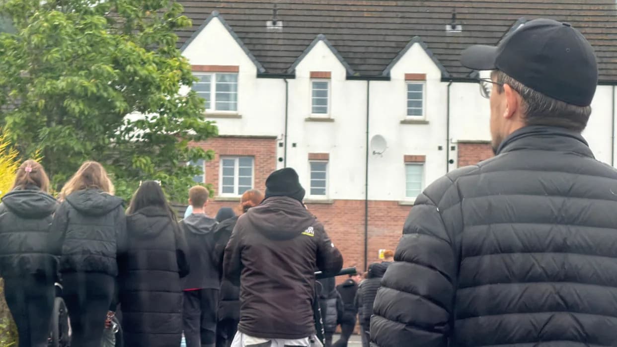 Northern Ireland Protests Disperse Peacefully After Two Nights Of Unrest