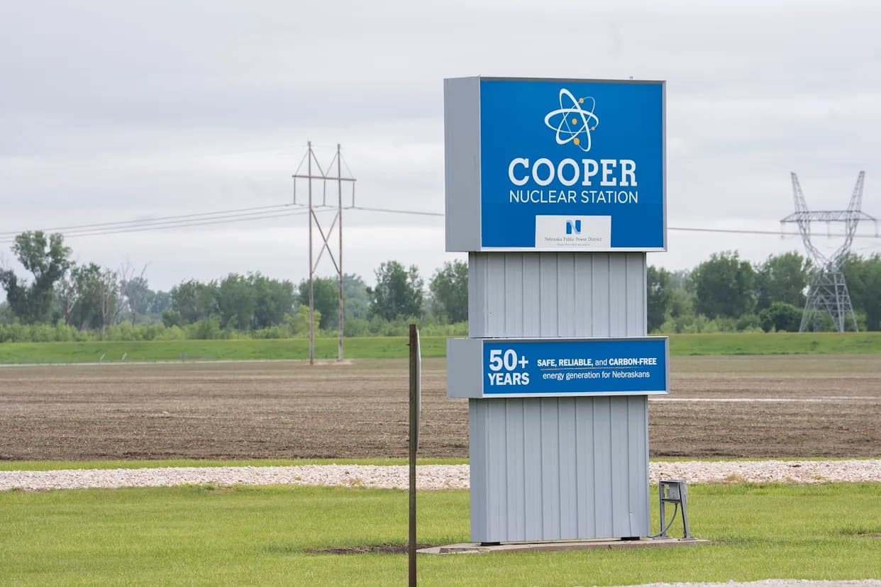 Nebraska Weighs New Nuclear Sites: Local Openness, Big Promises and Big Risks