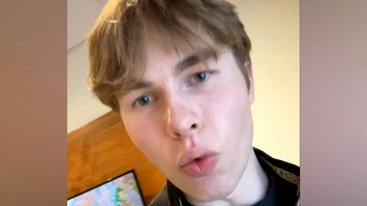 Norwegian Teen Says 'I'm Not A Violent Guy' In Old Bailey Trial Over Alleged UK 'Hit'