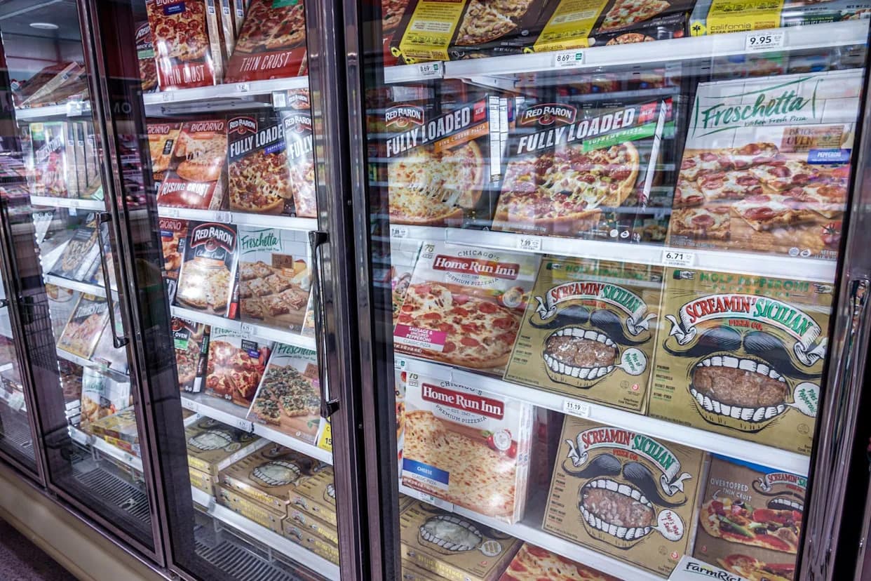 Recall Alert: 14,000+ Farm Rich Frozen Pizza Snacks May Contain Metal — Check Your Freezer