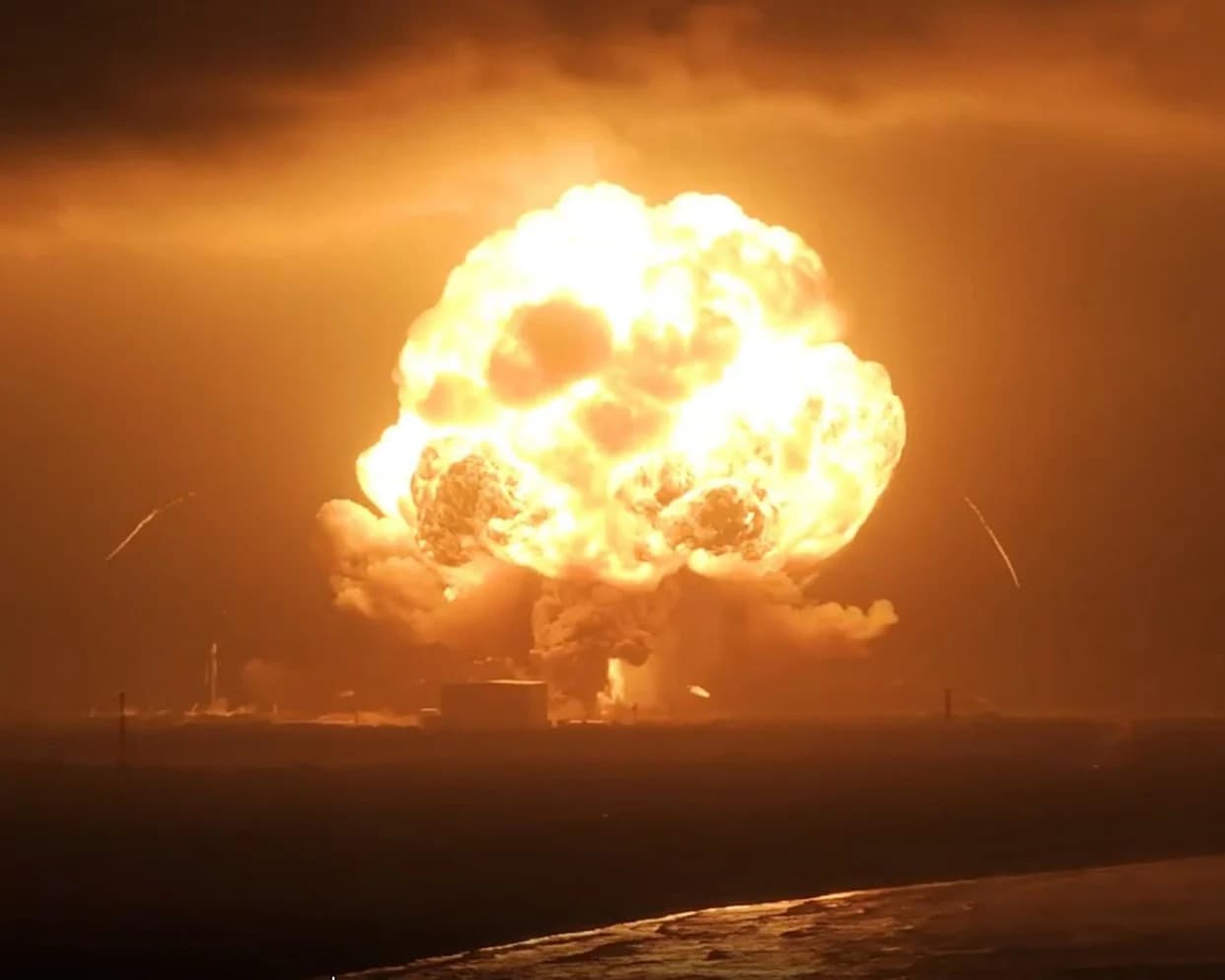 Blue Origin Vows New Glenn Will Fly This Year After Cape Canaveral Explosion — NASA Works To Protect Artemis Timeline