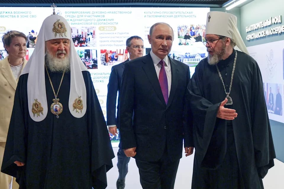 EU Sanctions More Than 80 Over Russia’s War — Includes Cleric Often Linked To Putin