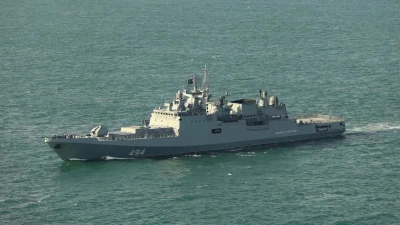 Russian Frigate Fires Warning Shots at UK-Registered Yacht in English Channel Near Isle of Wight