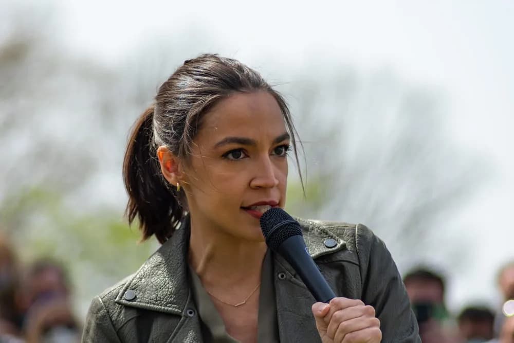 AOC: "You Can't Earn a Billion Dollars" — Calls the 'Self‑Made' Billionaire Story a Myth