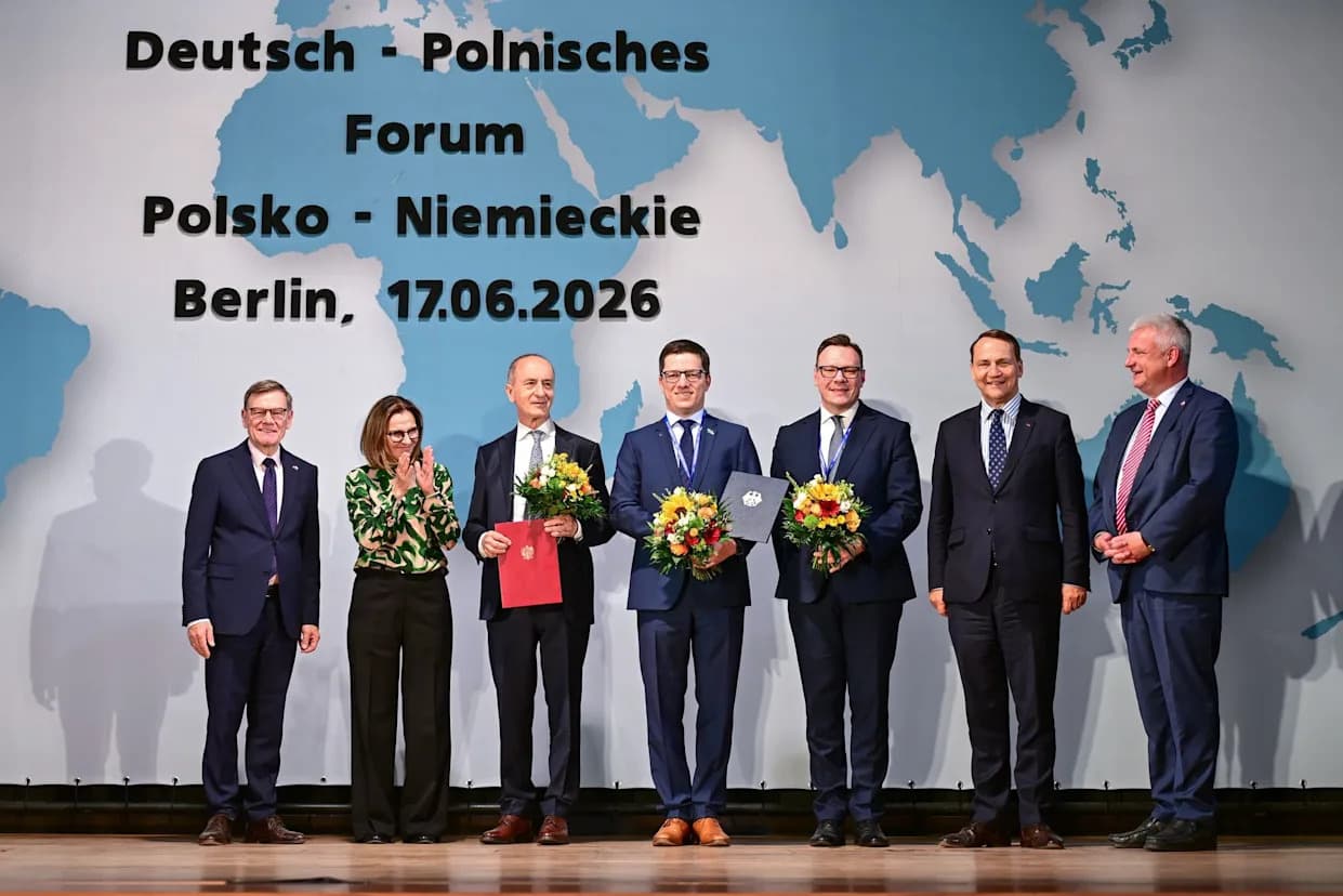 Germany and Poland Mark 35 Years Since 1991 Friendship Treaty as Wartime Artifacts Are Returned