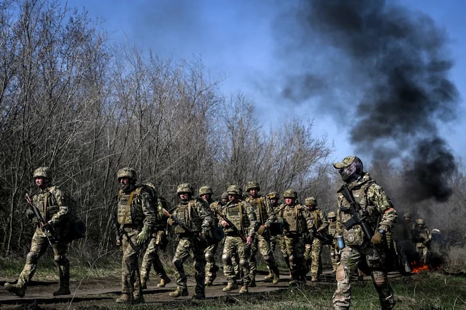 End of Extended Frontline Service May Be Near: Ukraine Plans Phased Demobilization for Longest‑Serving Troops