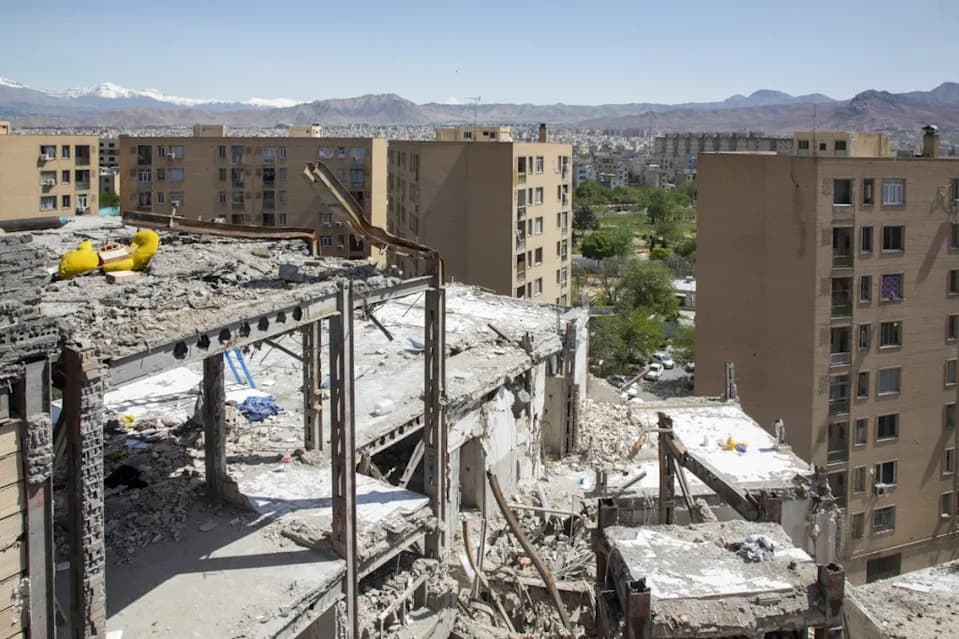 What a $300 Billion Reconstruction Fund Could Mean For Iran’s Fragile Economy
