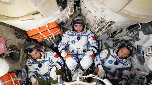 Shenzhou-23 Launch Advances China’s Push Toward a 2030 Crewed Moon ...