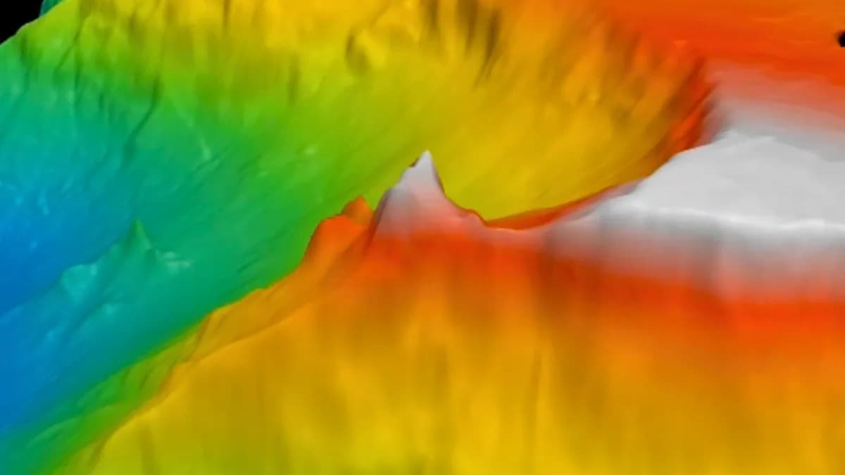 The Lost City: An Alien-Like Hydrothermal World Deep Beneath the Atlantic