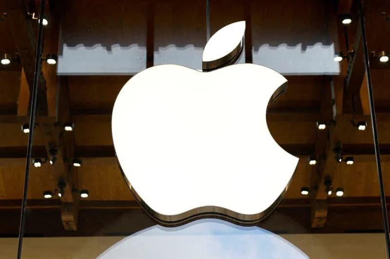 Kremlin Demands Answers After Apple Removes VK Apps From App Store