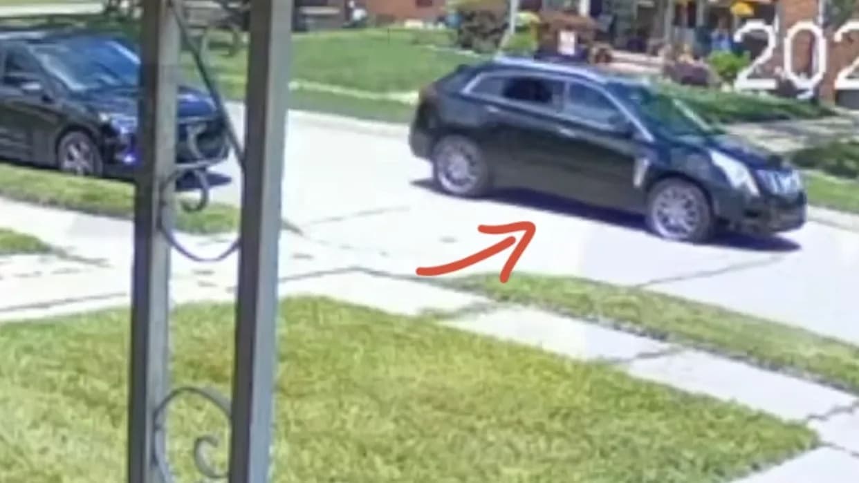 DoorDash Driver Leaps Into Moving Car to Stop Carjacking; Suspect Crashes Through Neighbor’s Fence