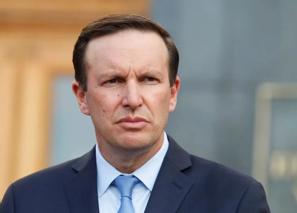 Sen. Murphy’s ‘Living Wage For All’ Act Would Raise Federal Minimum To $25 — What It Means