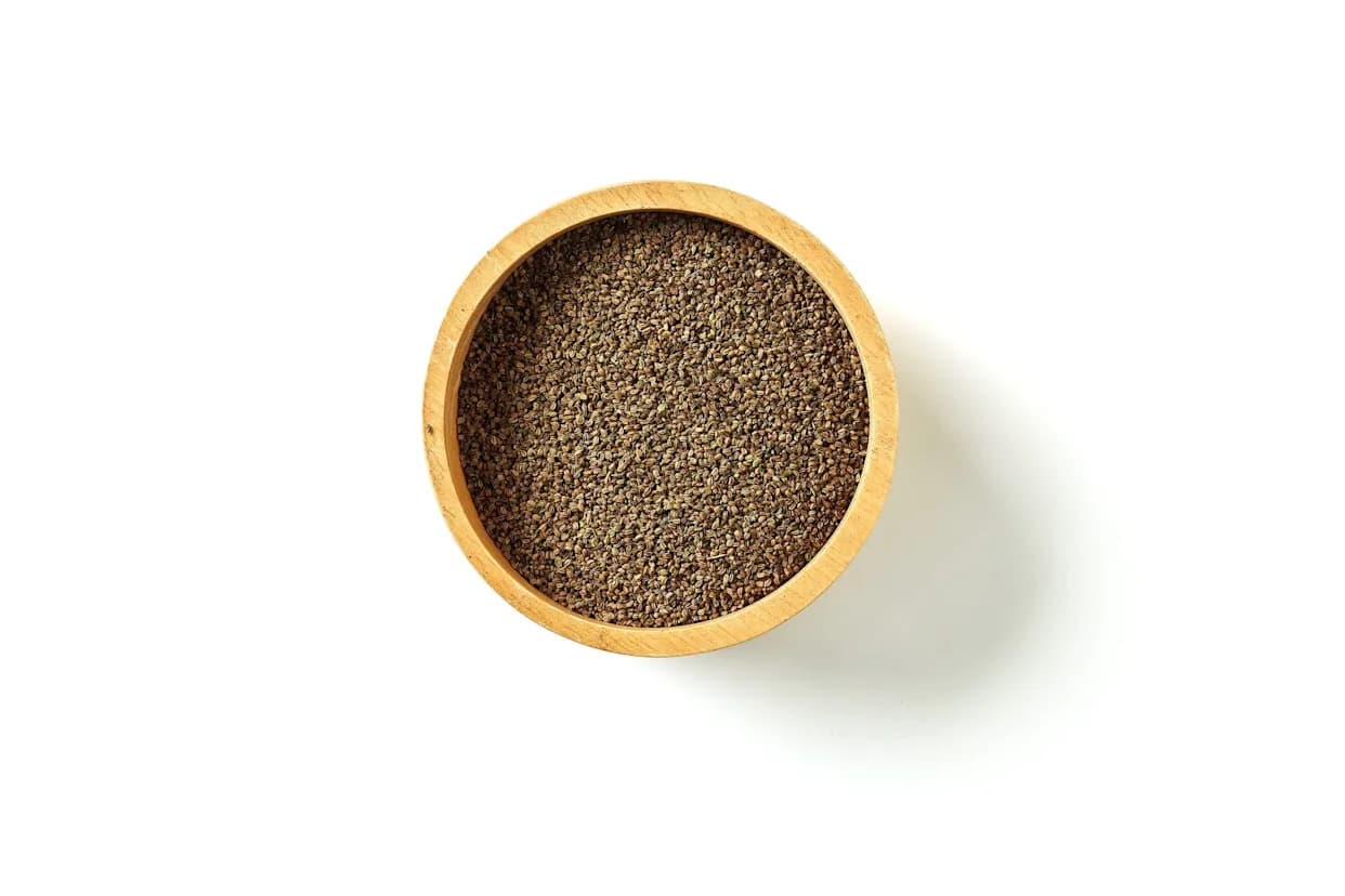 FDA Updates Recall After Nearly 25,000 Pounds of Celery Seed Pulled Over Salmonella Risk