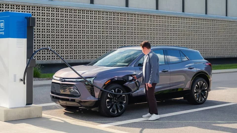 Road-Page: Study Says Vehicle Pollution Caused 41,800+ U.S. Deaths in 2024 — EV Rollbacks Could Make It Worse
