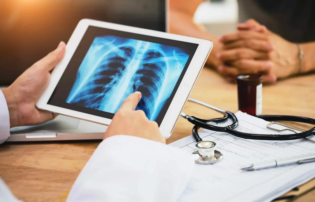 Mobile CT Scan in Supermarket Car Park Leads to Early Detection of Lung Cancer — Patient Now Cancer-Free