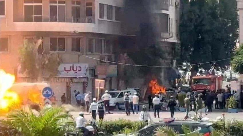 Explosions Near Four Seasons Hotel Injure 18 in Damascus During Macron Visit