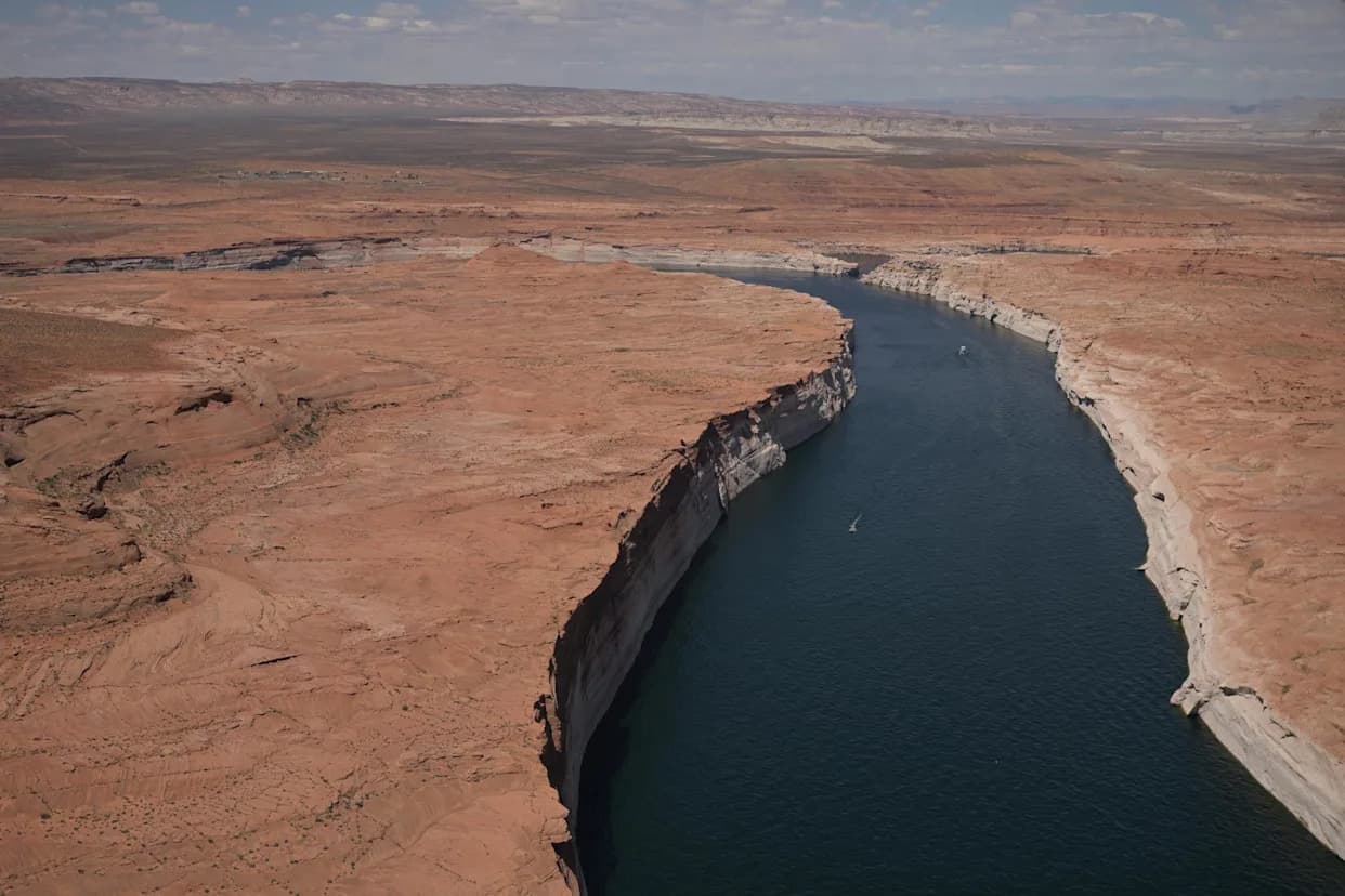 Lake Powell Near Historic Low as Western US Water Crisis Deepens