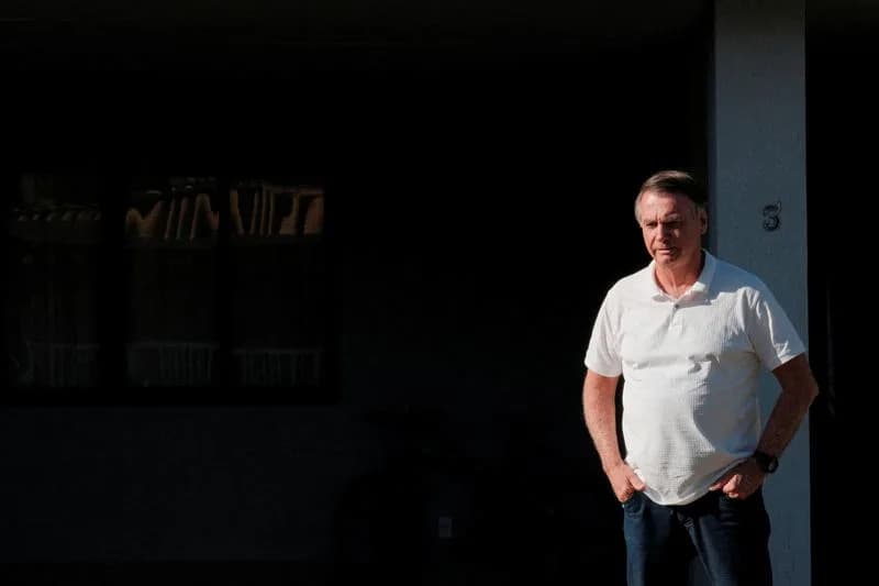 Federal Police Search Bolsonaro's Home for Weapons; Lawyer Says Nothing Found