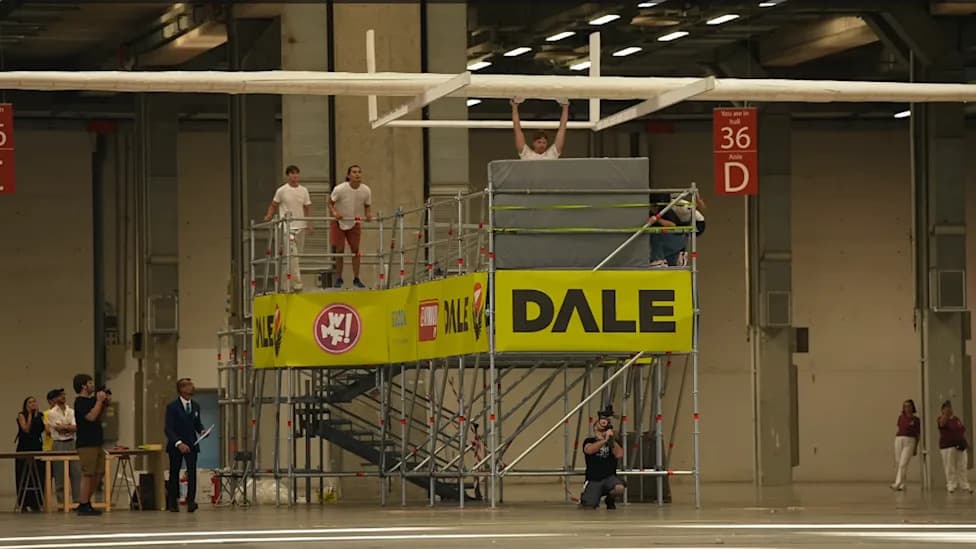 University of Pisa Students Build World's Largest Paper Airplane — 65‑Foot Wingspan, 200‑Foot Glide