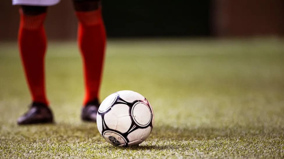 Study Finds Retired Professional Footballers Have Higher Rates Of Depression And Anxiety; Brain Scans Show Reduced Grey Matter