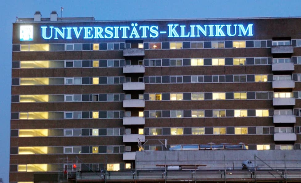 US Aid Worker With Ebola Shows Improvement At Frankfurt University Hospital