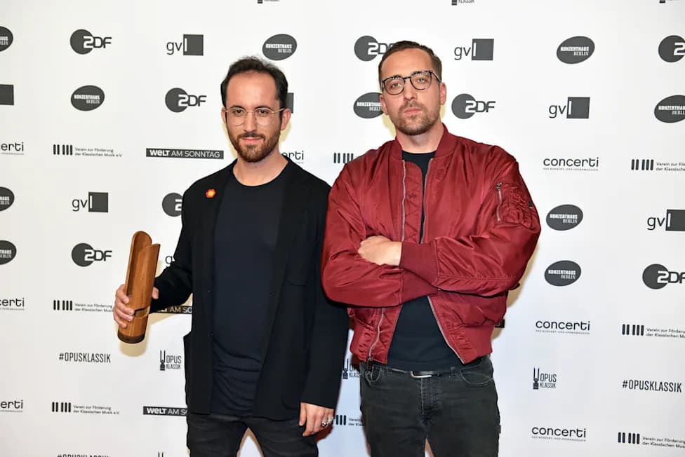 ZDF Sparks Outcry After Cancelling Antifascist Song from Satire Show
