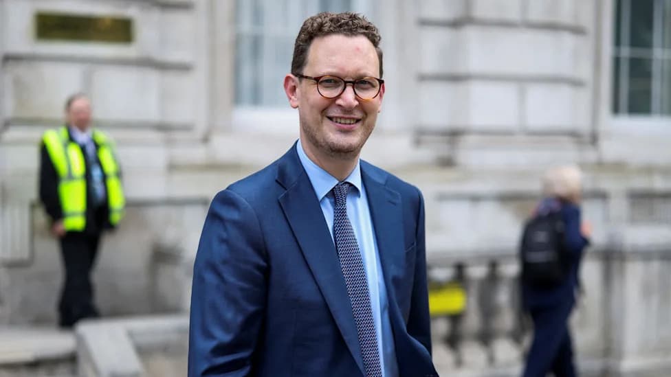Darren Jones Left Off Andy Burnham's New Cabinet — Returns to Backbenches
