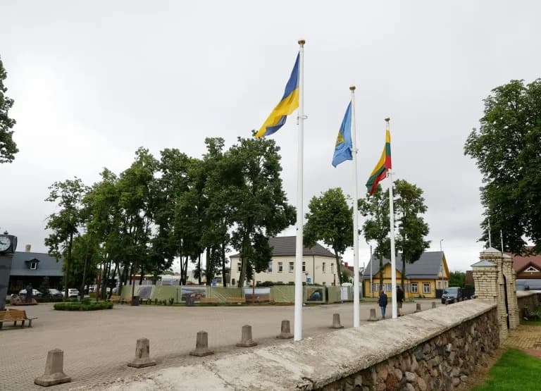 Lithuania Exhumes Soviet Red Army Graves Near Vilnius in Drive to Bury Soviet Legacy