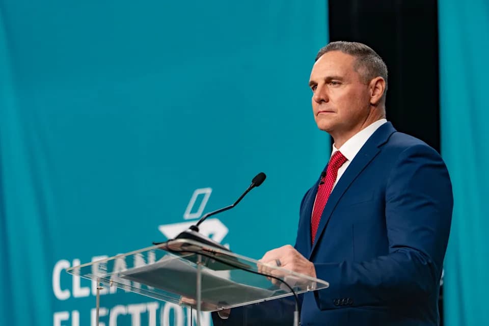 Trump-Backed Jay Feely Wins Arizona GOP Primary, Setting Up Tight Fall Contest