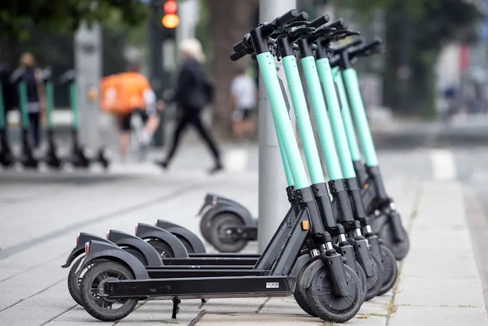Greece Tightens E‑Scooter Rules: Under‑17 Ban, Heavy Fines and Mandatory Insurance