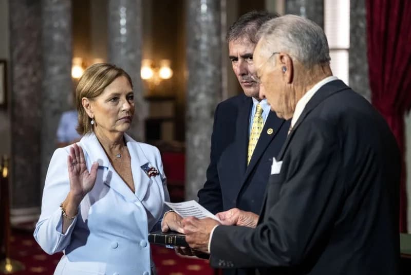 Deaths and Resignations Put Narrow Congressional Majorities at Risk